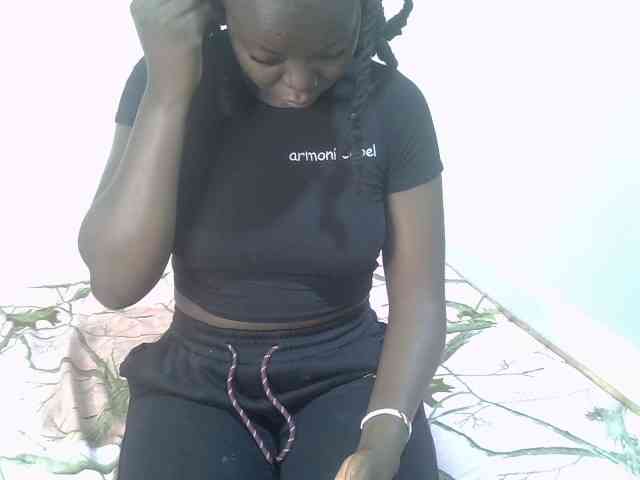Ebonycherry webcam