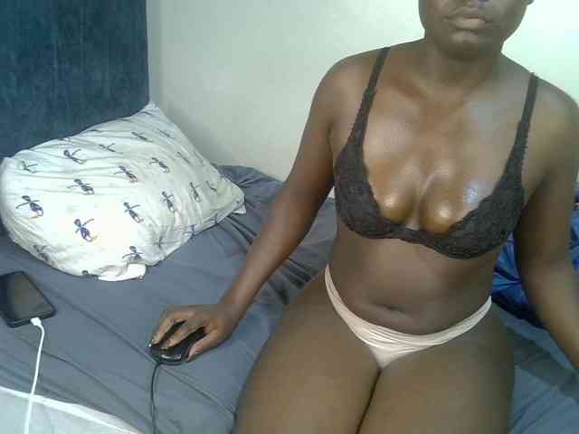 Ebonycherry webcam