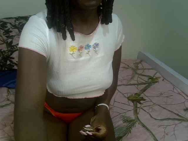 Ebonycherry webcam