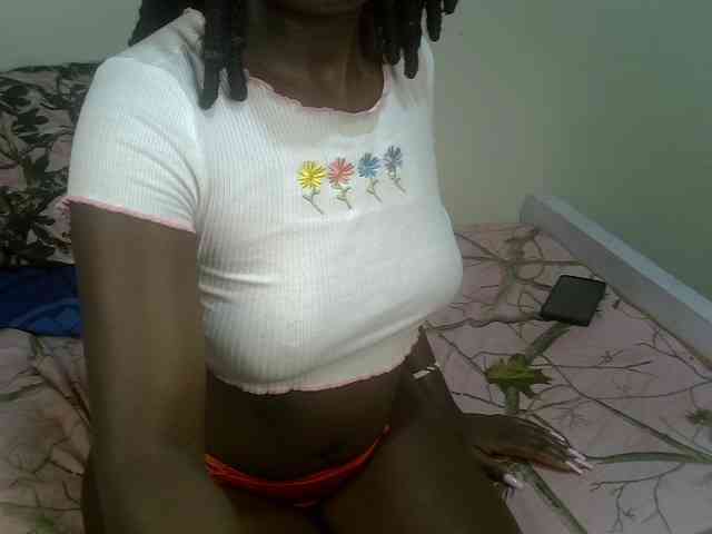 Ebonycherry webcam