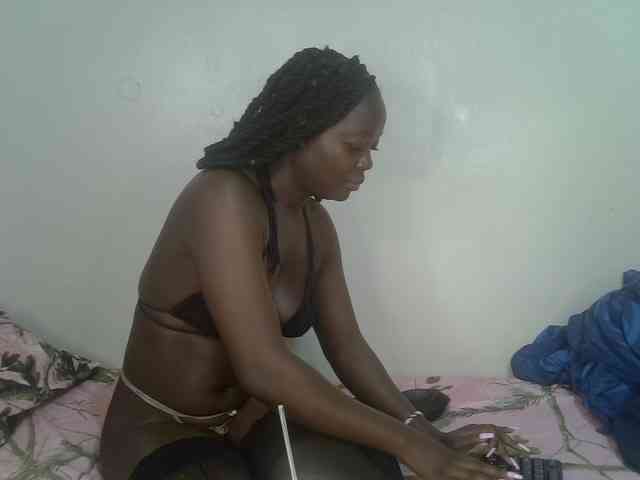 Ebonycherry webcam