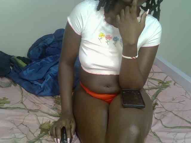 Ebonycherry webcam