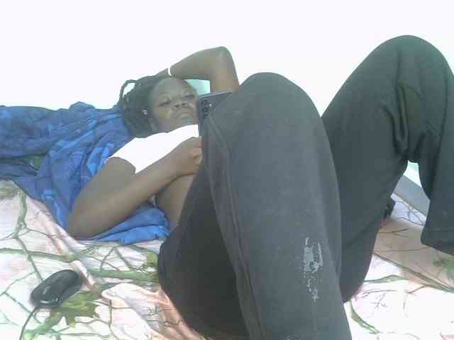 Ebonycherry webcam
