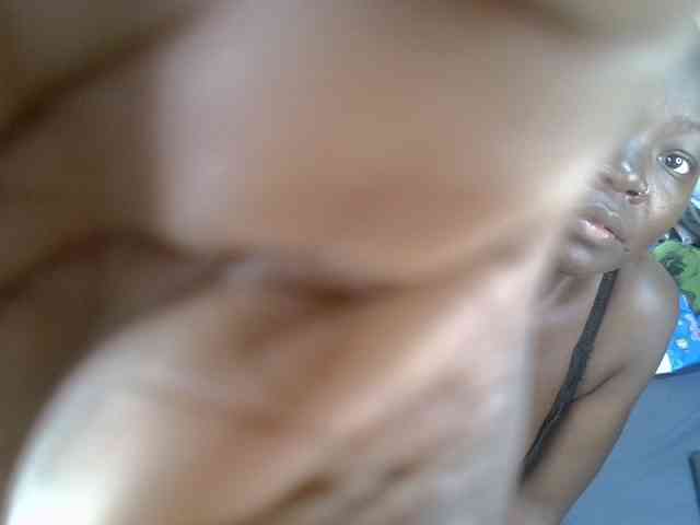 Ebonycherry webcam