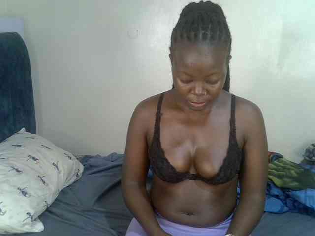 Ebonycherry webcam