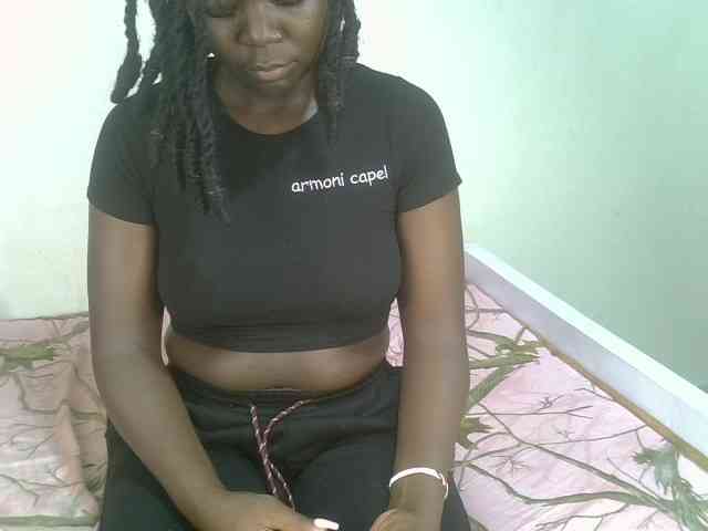 Ebonycherry webcam