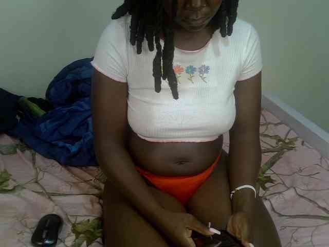 Ebonycherry webcam