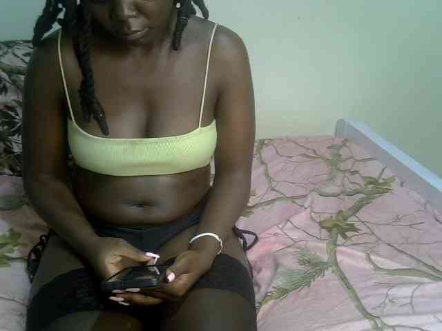 Ebonycherry webcam