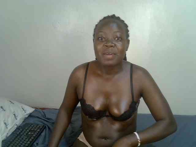 Ebonycherry webcam