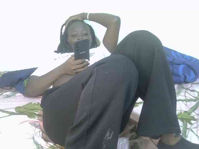 Ebonycherry webcam