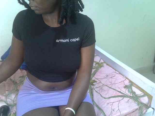 Ebonycherry webcam