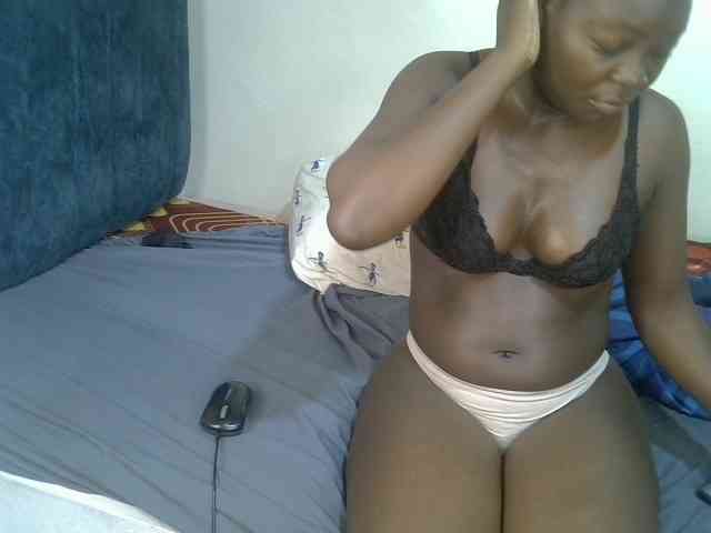 Ebonycherry webcam