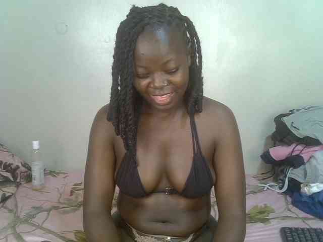 Ebonycherry webcam