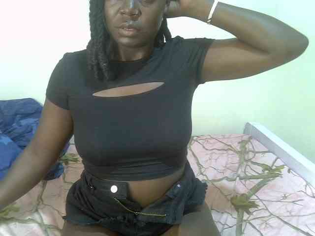 Ebonycherry webcam