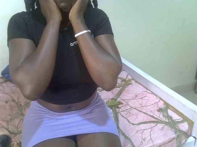 Ebonycherry webcam