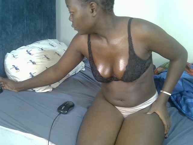 Ebonycherry webcam