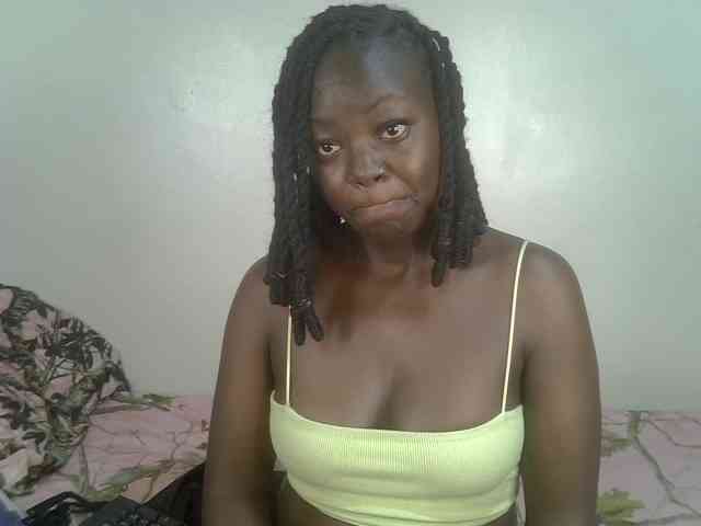 Ebonycherry webcam