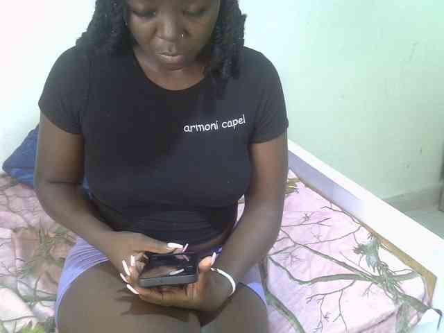 Ebonycherry webcam