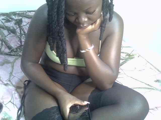 Ebonycherry webcam