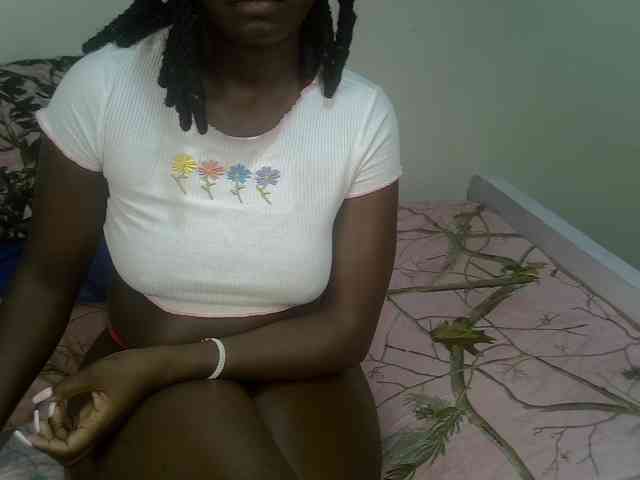 Ebonycherry webcam