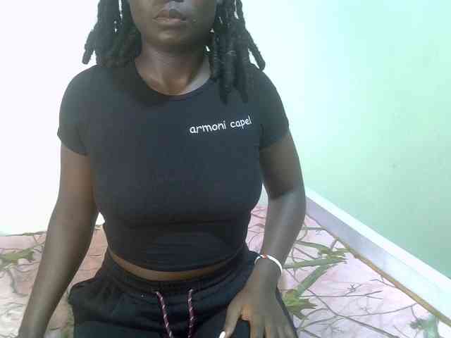 Ebonycherry webcam