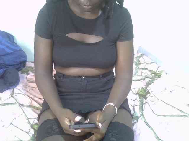 Ebonycherry webcam
