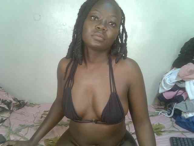 Ebonycherry webcam