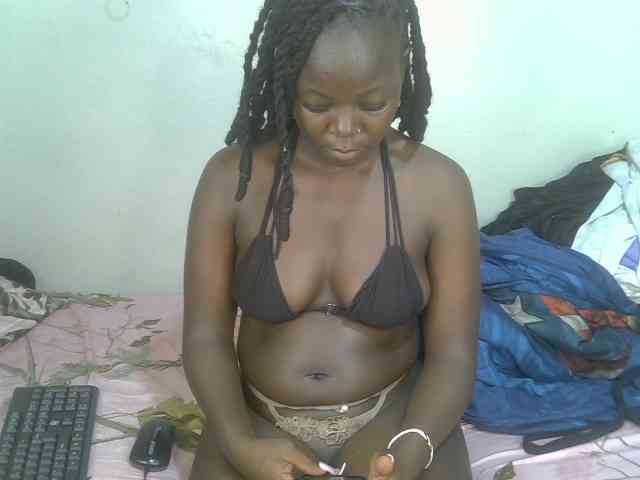 Ebonycherry webcam