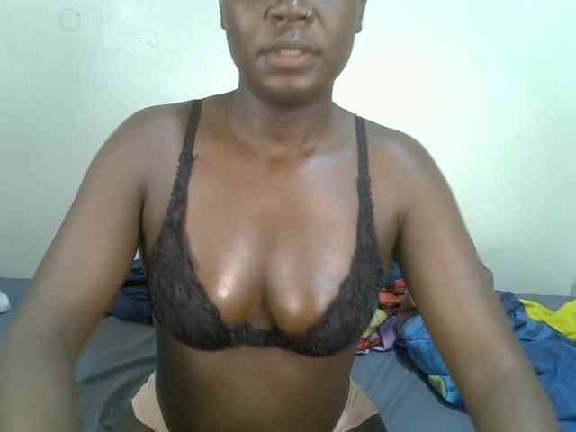 Ebonycherry webcam