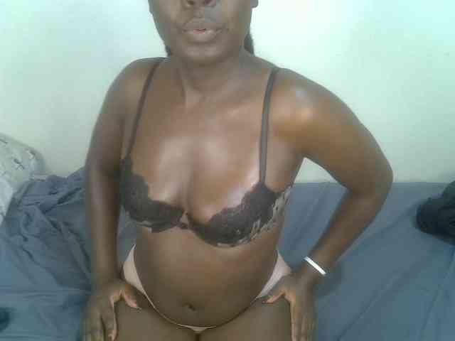 Ebonycherry webcam