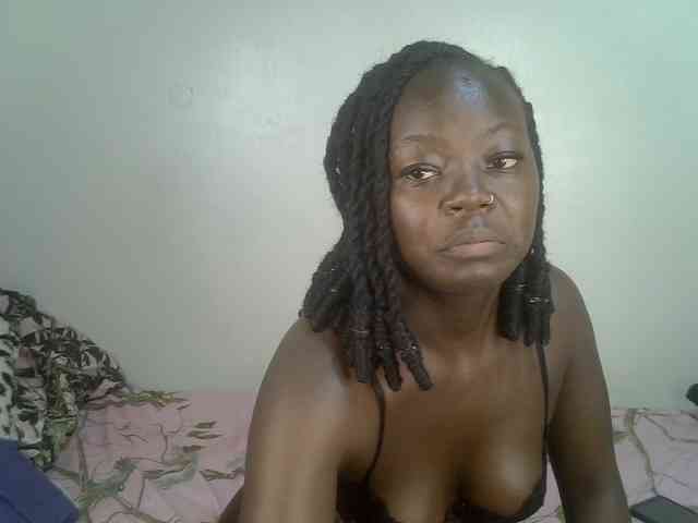 Ebonycherry webcam