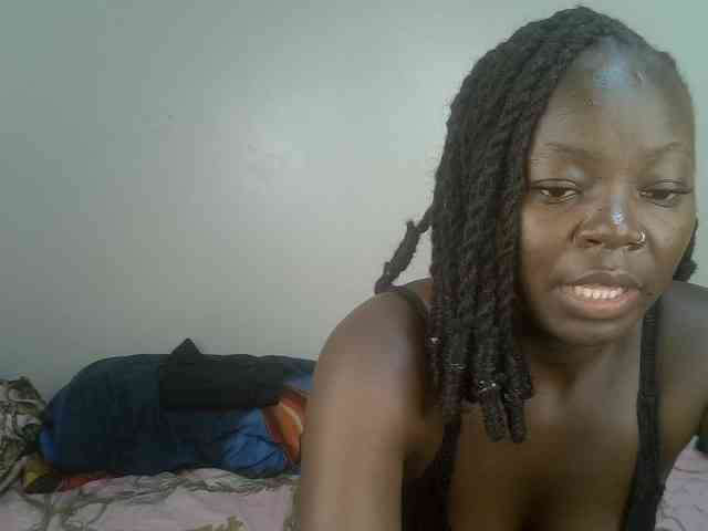 Ebonycherry webcam