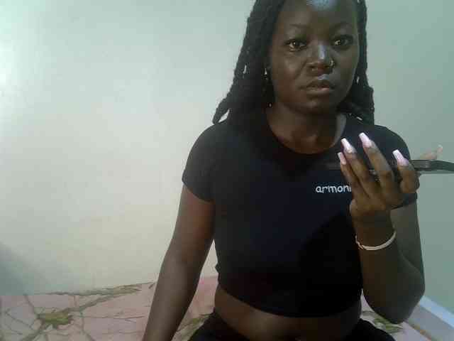 Ebonycherry webcam
