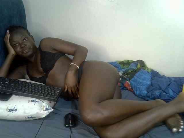 Ebonycherry webcam