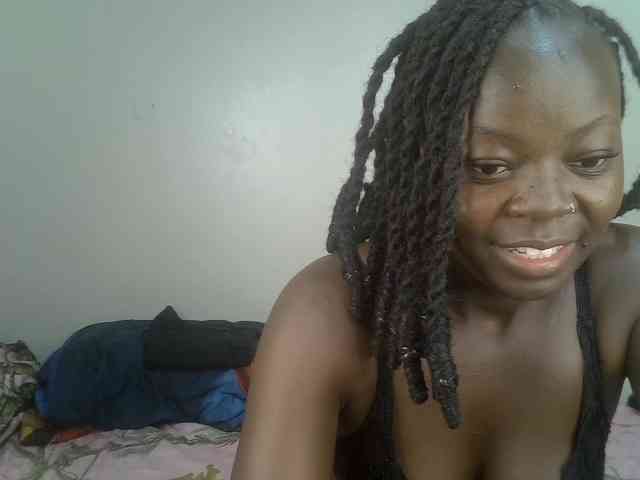 Ebonycherry webcam