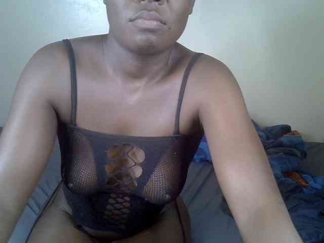 Ebonycherry webcam