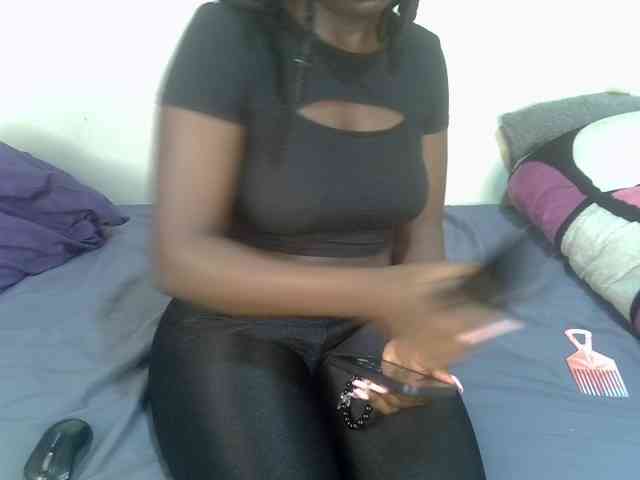 Ebonycherry webcam