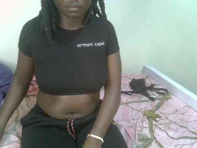 Ebonycherry webcam