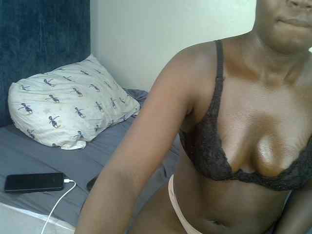 Ebonycherry webcam