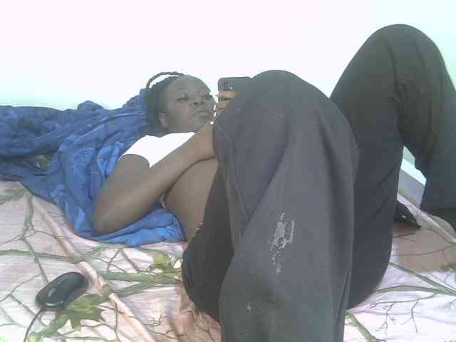 Ebonycherry webcam