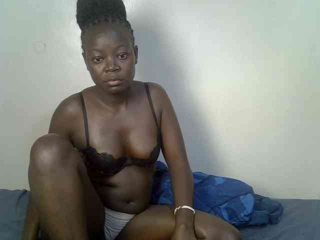 Ebonycherry webcam
