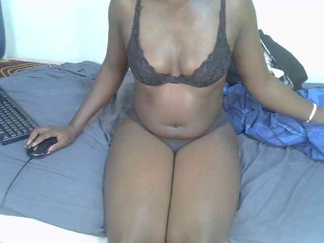 Ebonycherry webcam