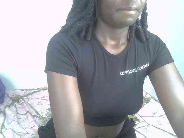 Ebonycherry webcam