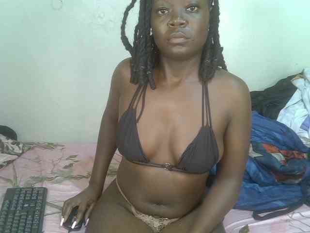 Ebonycherry webcam