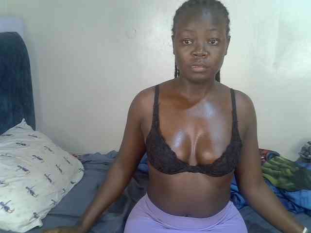 Ebonycherry webcam