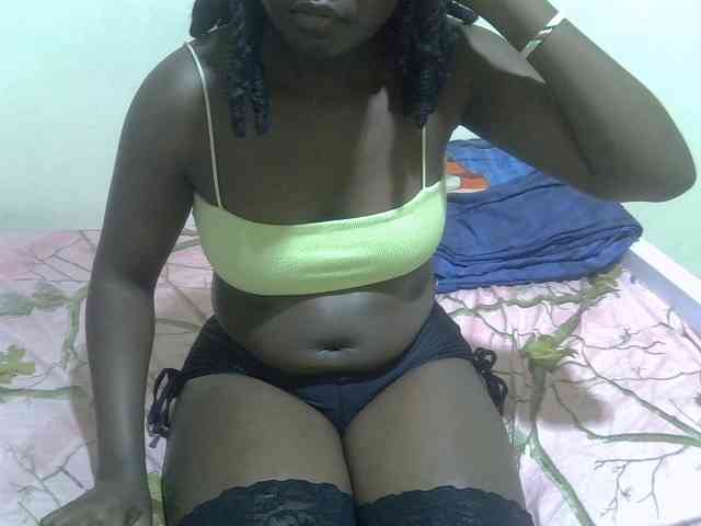 Ebonycherry webcam