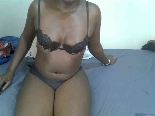 Ebonycherry webcam