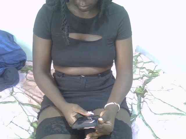 Ebonycherry webcam