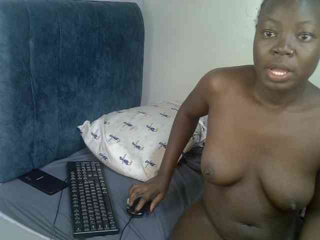 Ebonycherry webcam