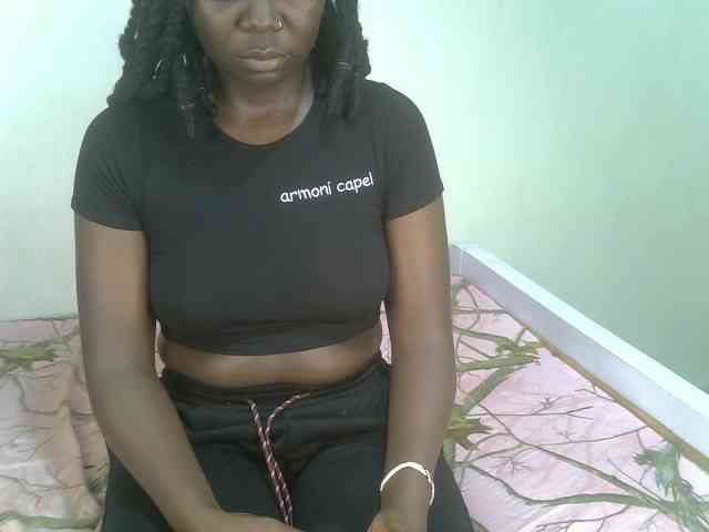 Ebonycherry webcam